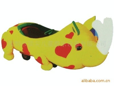 北京廣場新寵 充氣電瓶氣模玩具車，開啟游樂新體驗